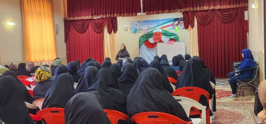 آموزش گروهی مهارت فرزندپروری و خودمراقبتی دربحران در مدرسه برکت سجزی