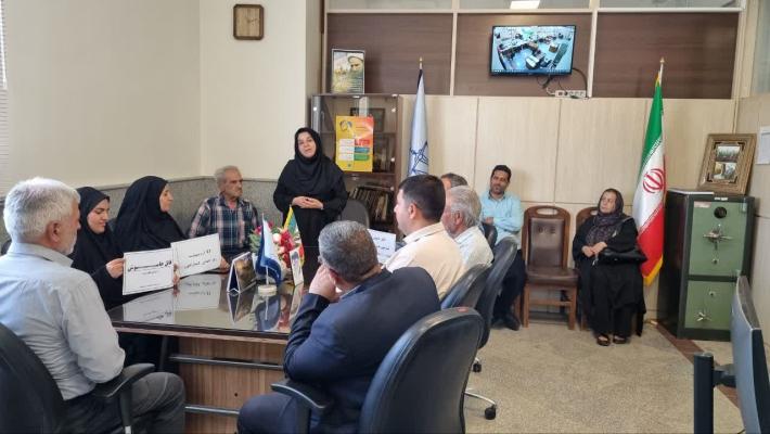 برگزاری جلسه آموزشی تغذیه در اداره ثبت و اسناد شهرستان کوهپایه