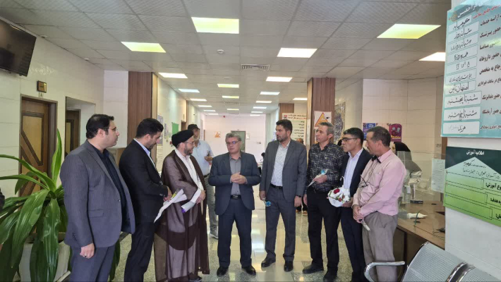 تقدیر از کادر درمان کوهپایه در روز پرستار 