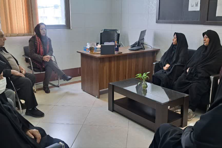 آموزش گروهی مهارت خودمراقبتی ومدیریت بحران درسالمندان