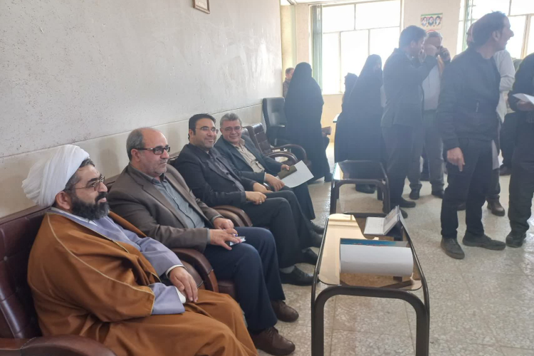 برپایی میزخدمت دربخشداری سیستان