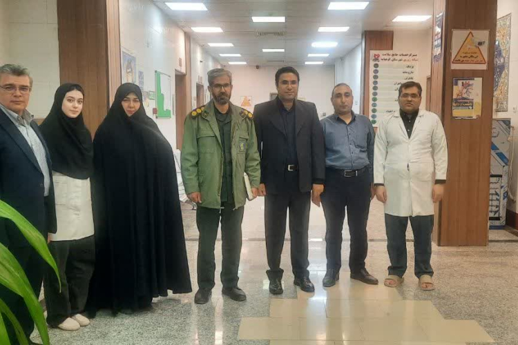بازدید نوروزی مدیر شبکه بهداشت و درمان از مراکز بهداشتی درمانی شهرستان