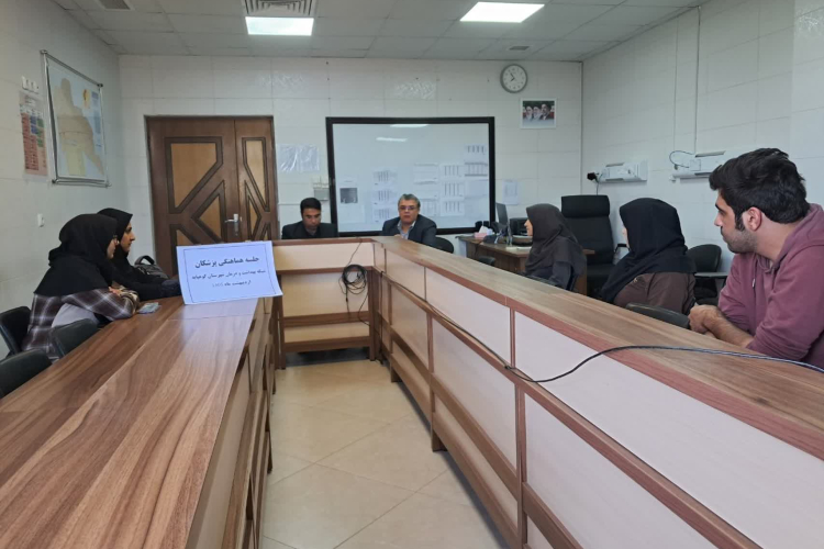 برگزاری جلسه هماهنگی نمایندگان پزشکان و پرستاران شاغل در مراکز خدمات جامع سلامت شبانه روزی شبکه بهداشت و درمان شهرستان کوهپایه