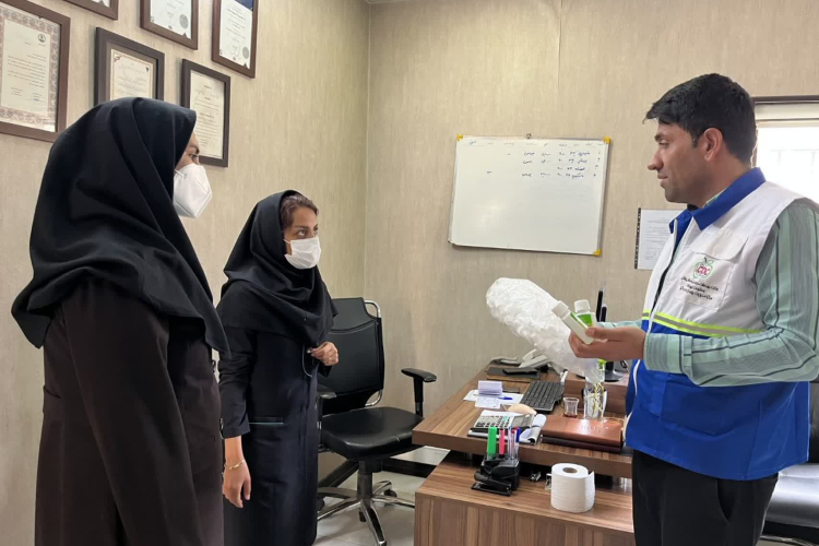 برگزاری آموزش در خصوص اهمیت مصرف واکسیناسیون در شهرک صنعتی سجزی