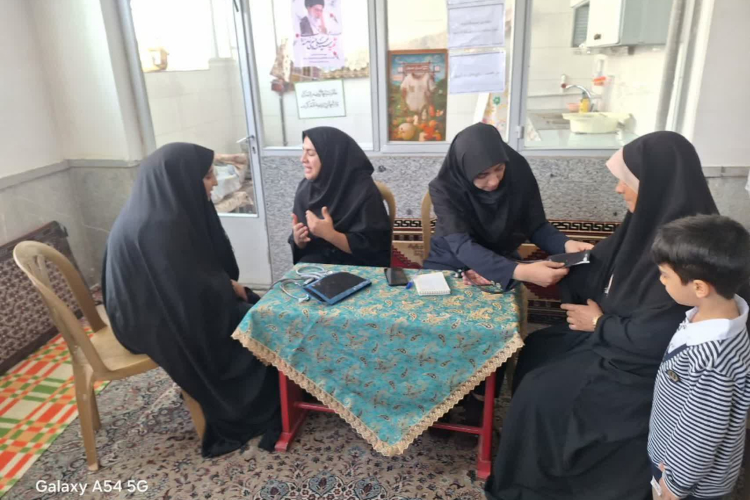 برگزاری میز خدمت به مناسبت هفته ی ملی سلامت، هفته سلامت نماز جمعه تودشک 