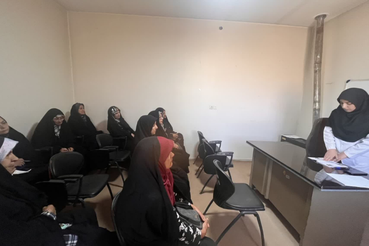 برگزاری کلاس آموزشی کتاب راهنمای خودمراقبتی برای پیشگیری و کنترل سرطان‌ها