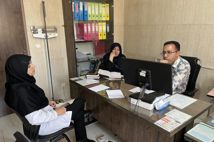 بازدید واحد مبارزه با بیماری‌های غیرواگیر واحد سرطان از شبکه بهداشت و درمان شهرستان کوهپایه