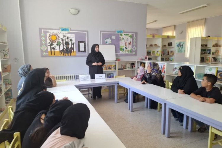 برگزاری جلسه آموزشی پیشگیری و کنترل سوءتغذیه در سنین رشد در کانون پرورش فکری کودکان و نو جوانان کوهپایه
