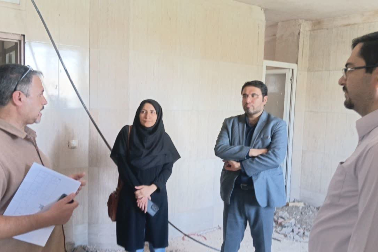 بازدید نظارتی کارشناسان دفتر فنی دانشگاه از روند بازسازی مرکز خدمات جامع سلامت تودشک