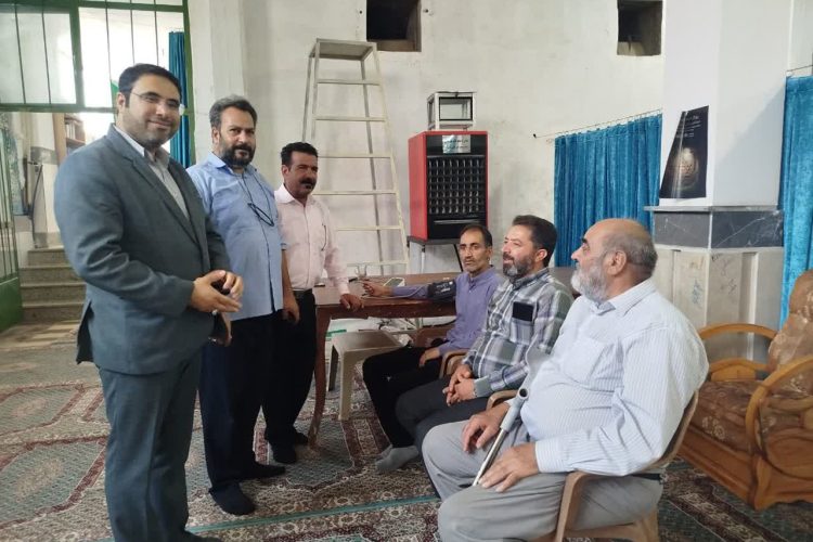 برگزاری برنامه «میز خدمت» به مناسبت هفته دولت در نماز جمعه شهر سجزی