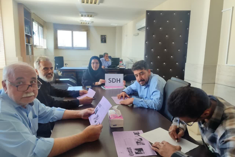 برگزاری آموزش گروهی خود مراقبتی ویژه کارکنان اداره بنیاد مسکن شهرستان