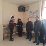 تقدیر از بهورز شهرستان به مناسبت بازنشستگی