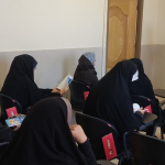 برگزاری کلاس آموزشی کتاب راهنمای خودمراقبتی برای پیشگیری و کنترل سرطان‌ها